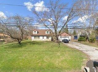 7920 W Puetz Rd, Franklin, WI 53132