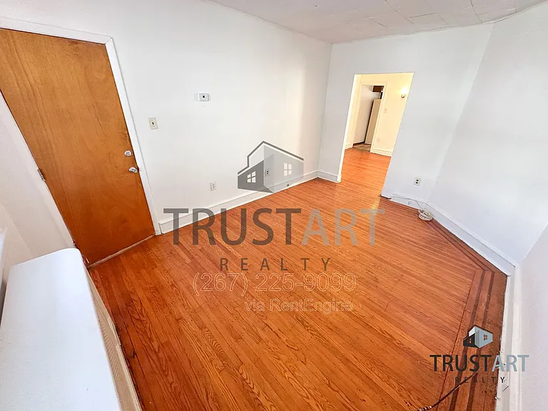 148 W Spencer St #1 — Photo 4