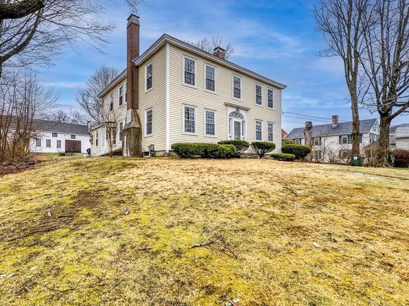 44 Summer St, North Brookfield, MA 01535