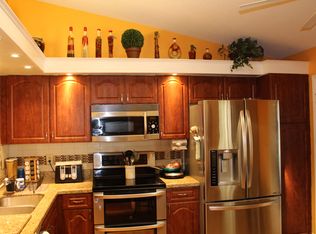 5806 Brook Bound Ln APT A, Boynton Beach, FL 33437