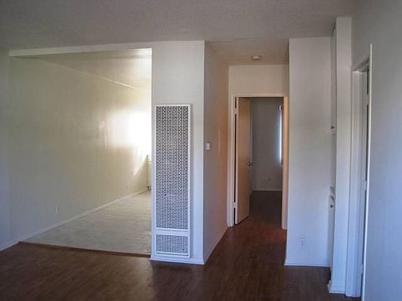 2nd image of 6736 Woodley Ave APT 16
