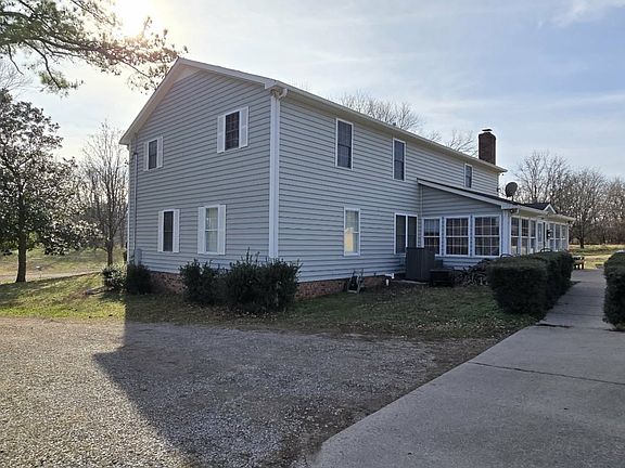 4th image of 1609 West Rd