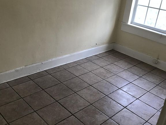 2nd image of 1444 Naldo Ave APT 4