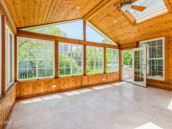 5th image of 797 Wexford Ct