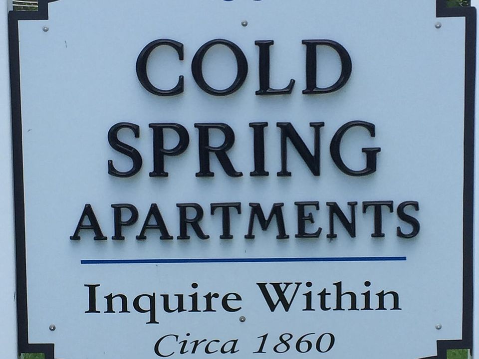 24 Main St Stamford NY Zillow