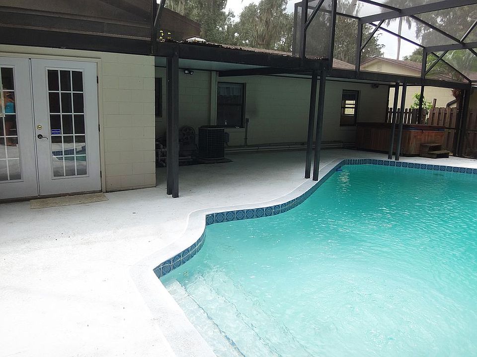 1st image of 3841 Palm Dr