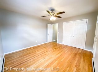 1006 W Badger Rd APT 3, Madison, WI 53713