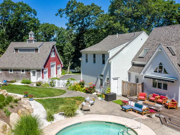 11 Old Farm Lane, East Sandwich, MA 02537