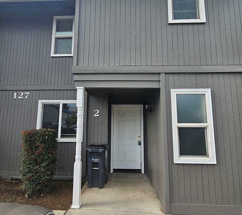 1st image of 127 Omni Cir #1-4