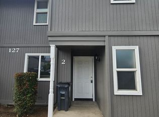 127 Omni Cir #1-4, Medford, OR 97501