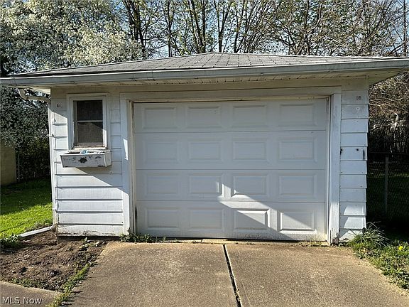 2nd image of 771 Georgia Ave