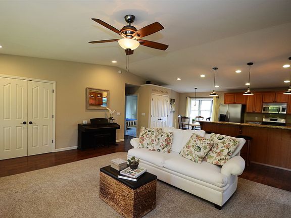 5th image of 17027 Red Heather Dr
