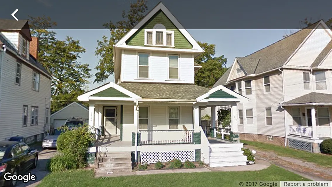 1514 Wyandotte Ave photo 1