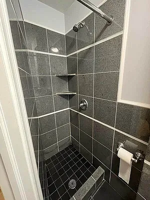 Rented by J PRESTON AND ASSOCIATES INC | media 21