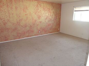 4th image of 3232 W Columbine Dr