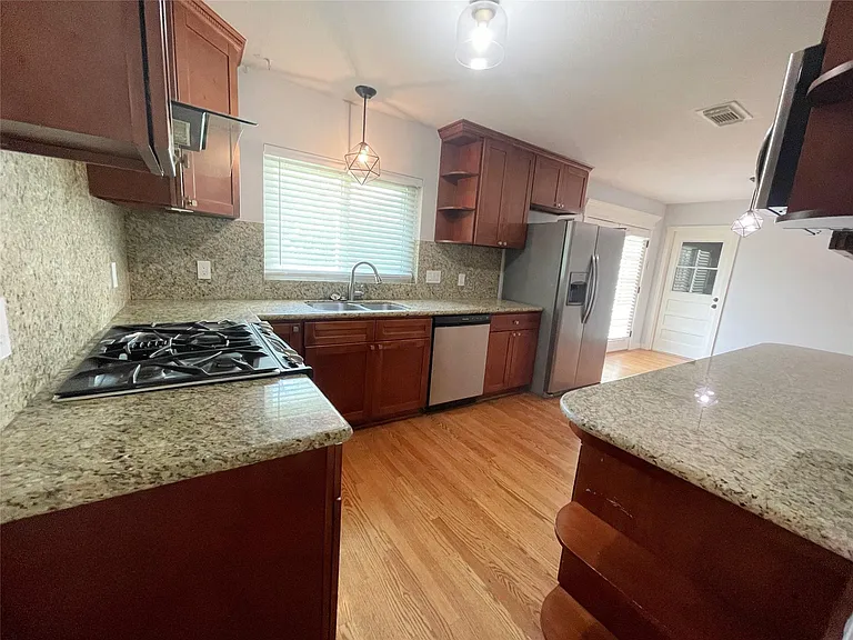 2015 Ansbury Dr — Photo 3