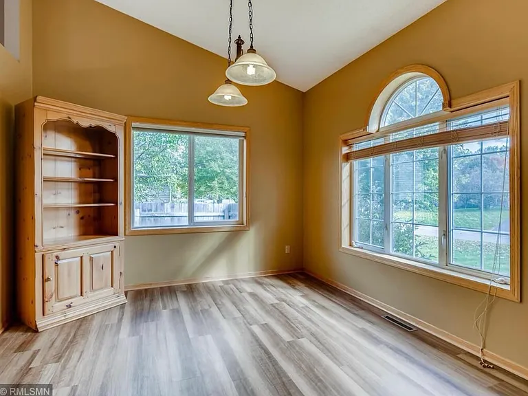 15220 Barium St NW — Photo 10