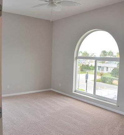 5th image of 1075 Gulf Blvd
