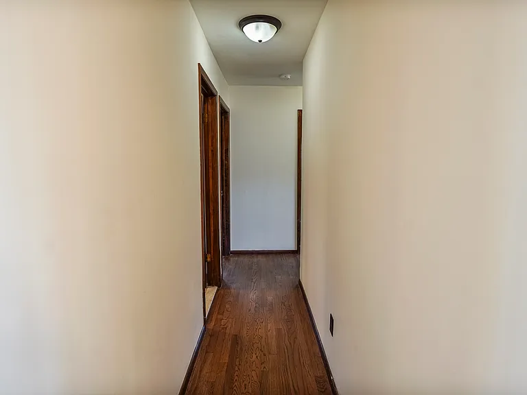 77 Highland Pl #2 — Photo 14