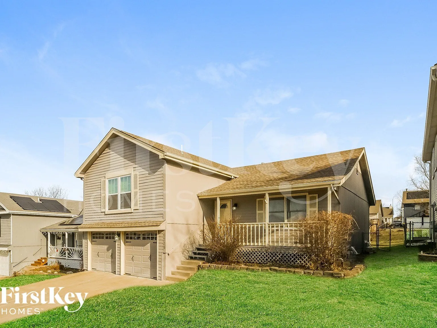 3 bed, 2.0 bath, 2580 sqft, $2,655 — Photo 2