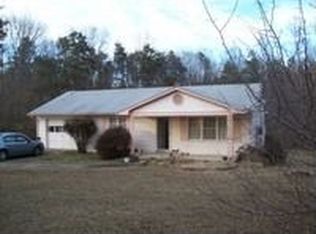 1198 Cody Rd, Nathalie, VA 24577