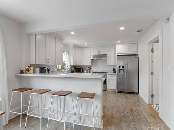 3rd image of 6030 Crestwood Way #6030