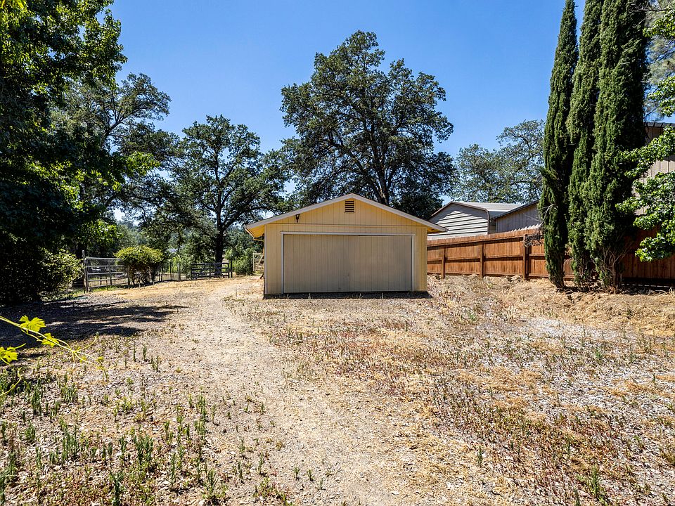 11854 Bella Vista Ct, Bella Vista, CA 96008 Zillow