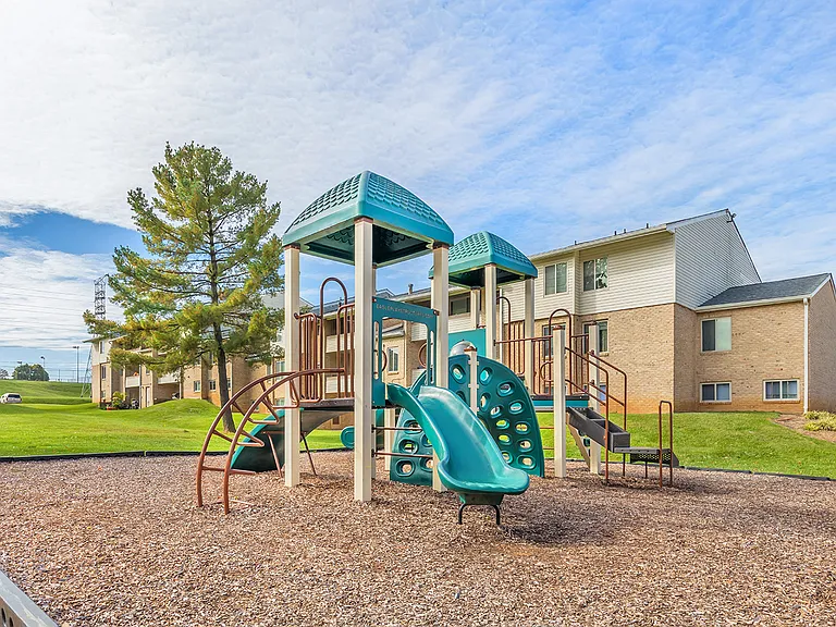The Apartments at Saddle Brooke — Photo 8