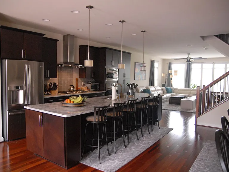 Kitchen & Living Room
