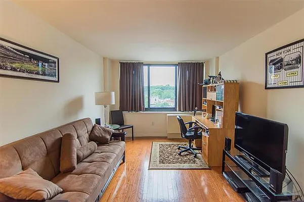 Sold by Century 21 Innovative Realty | media 29
