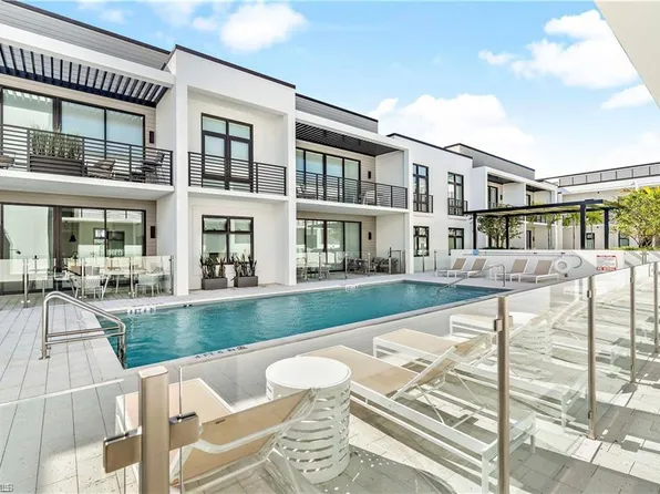 850 Central AVE #209, NAPLES, FL 34102