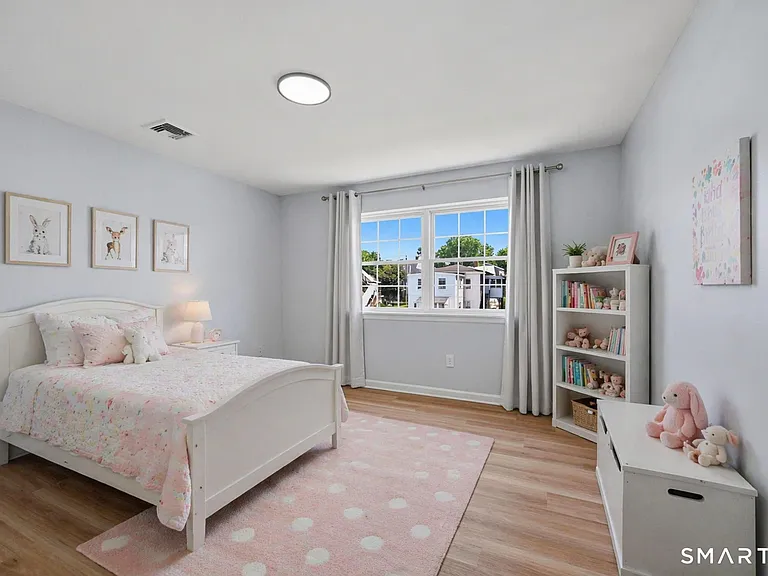 1 Union Ave #11 — Photo 32
