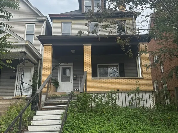 1234 Oakmont St, Pittsburgh, PA 15205
