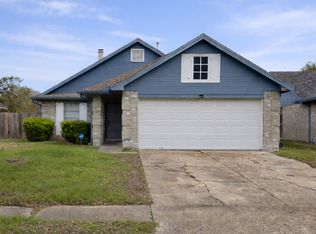 8527 Grand Knolls Dr, Houston, TX 77083