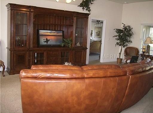 3rd image of 3010 Blackwater Oaks Dr