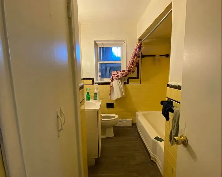 1388 E Delavan Ave — Photo 10
