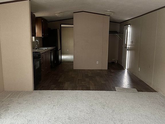 4th image of 2626 W 1st St #189