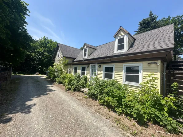 24 Grays Ln, Old Town, ME 04468
