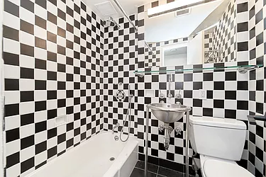 Rented by Living New York