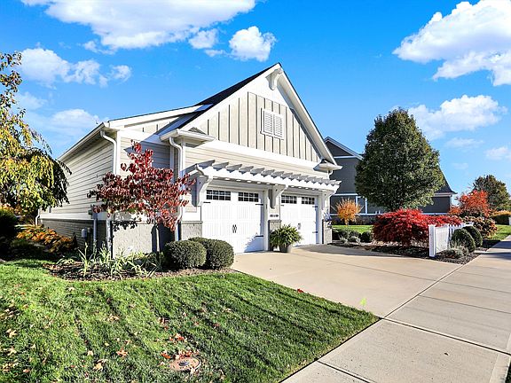 4th image of 15715 Market Center Dr