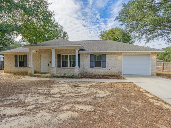 2767 Braswell St, Navarre, FL 32566