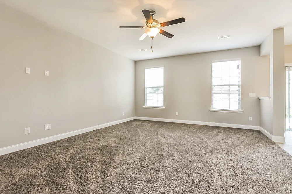 Building Photo - 128 Outwater Ridge Dr