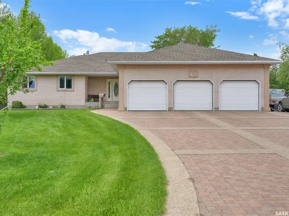 33 Lott ROAD, White City, SK S4L 5B1