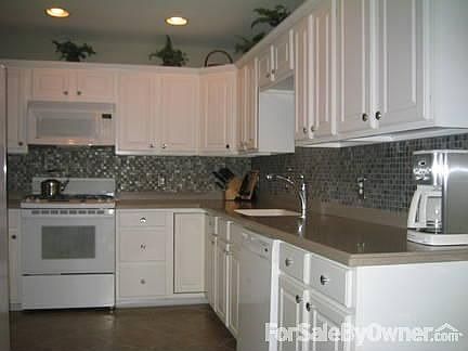3rd image of 22 Lakeview Dr #2216