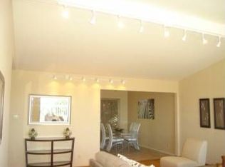 6045 Shirley Dr, Oakland, CA