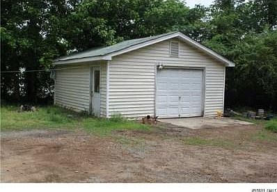 2nd image of 5708 Statesville Rd