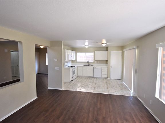 5th image of 15825 Flamingo Dr