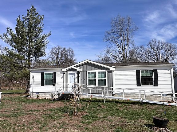 4th image of 2360 Taylor Rd