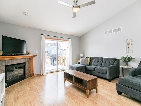 5th image of 1597 Sadler Dr