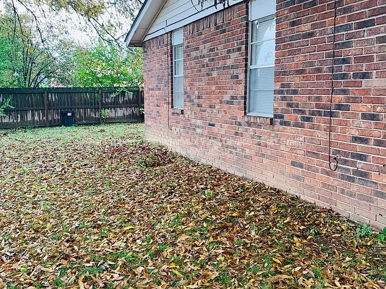 3305 Grinnell Ave — Photo 12